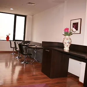 Hotel Hemingway, Bucareste